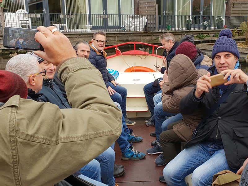 Westeinder Rondvaart - Cruise - Boat trip - Lake Aalsmeer - English text Westeinder Rondvaart - Cruise - Boat trip - Lake Aalsmeer - English text
